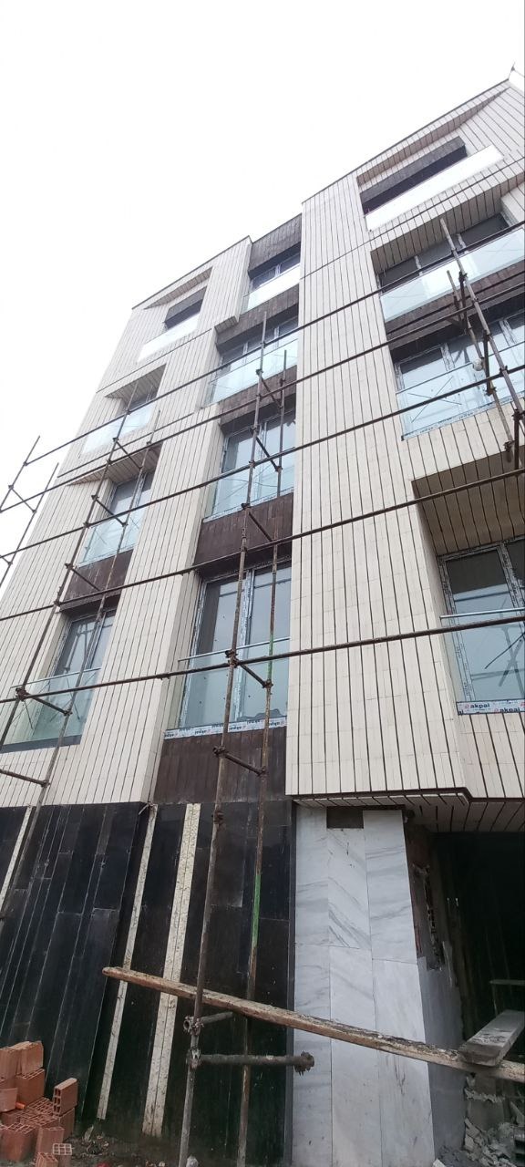 نرده شیشه ای هندریل: زیبایی و ایمنی مدرن از گروه مهندسی آسمان