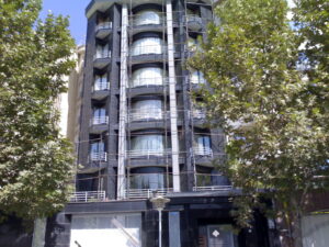 پنجره دوجداره در تجریش: کیفیت و زیبایی با گروه مهندسی آسمان